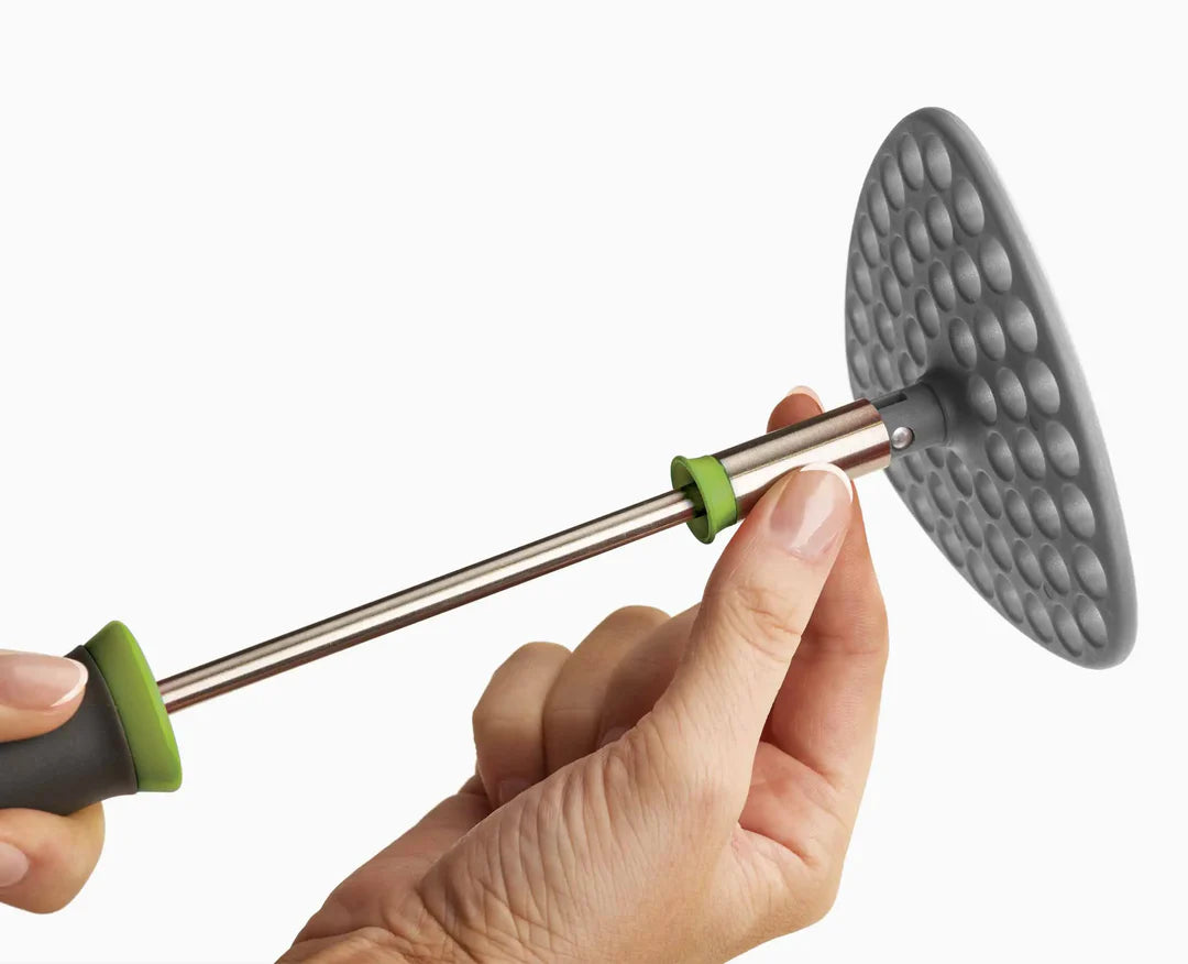 Presse-purée pliable Delta™ Joseph Joseph – Compact, Pratique, Design Gris