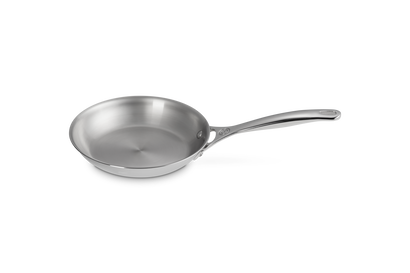 Poêle en Inox Signature Le Creuset – Technologie 3 couches, Compatible induction, Garantie à vie