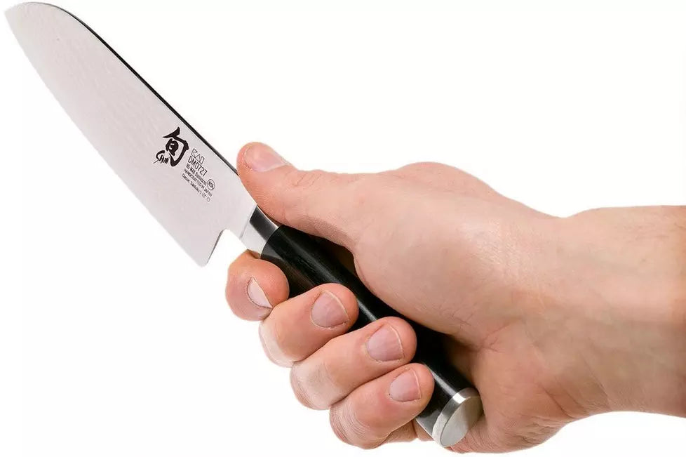 COUTEAU KAI SHUN SANTOKU