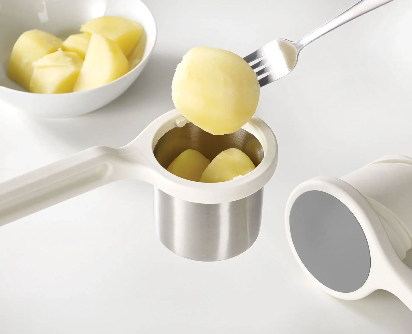 Presse-purée Helix™ Joseph Joseph – Ergonomique, Inox, Facile à Nettoyer